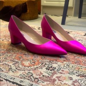 SJP pumps size 40.5 in fuschia satin
